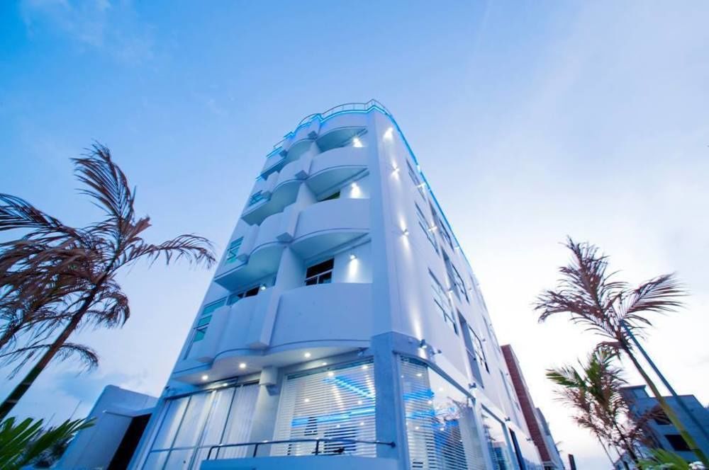 Airport Beach Hotel Хулхумале Экстерьер фото